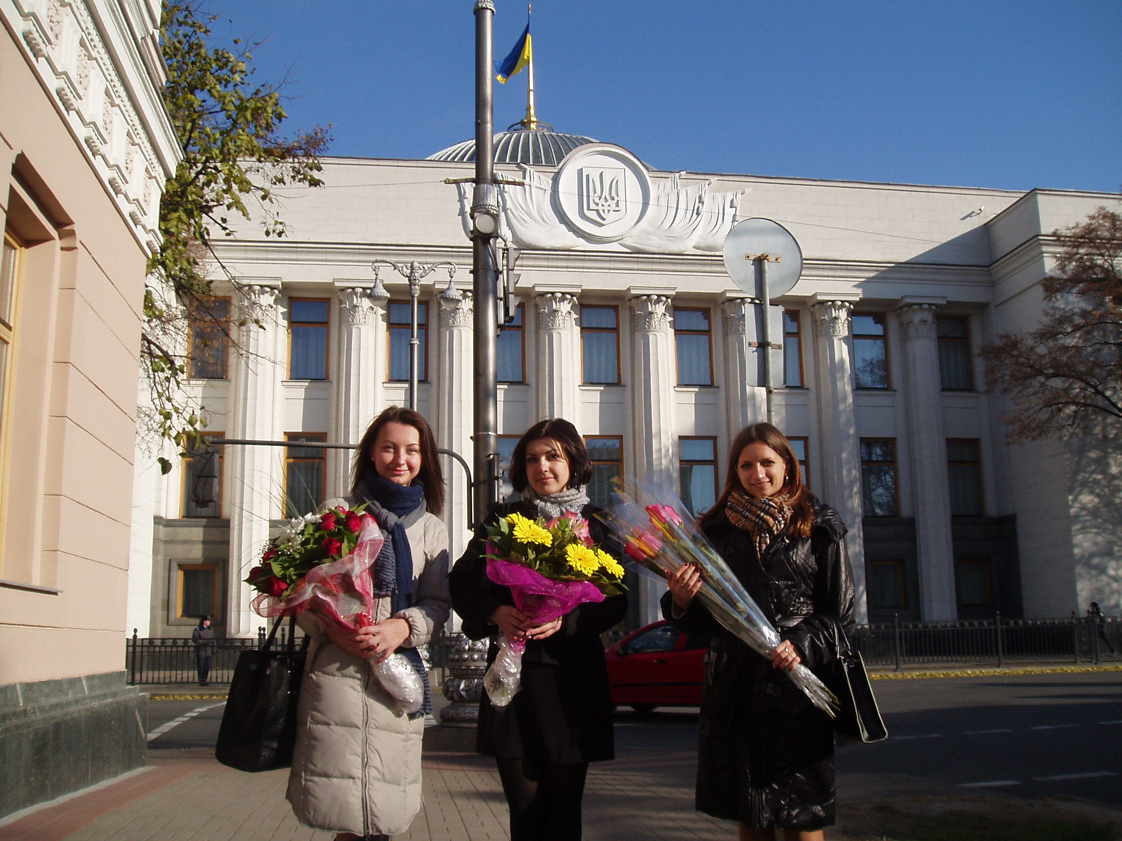 Мариупольчанки - на парламентской стажировке в Верховной Раде Украині: Яна Вертеба, Екатерина Гайтан и Анна Кисель